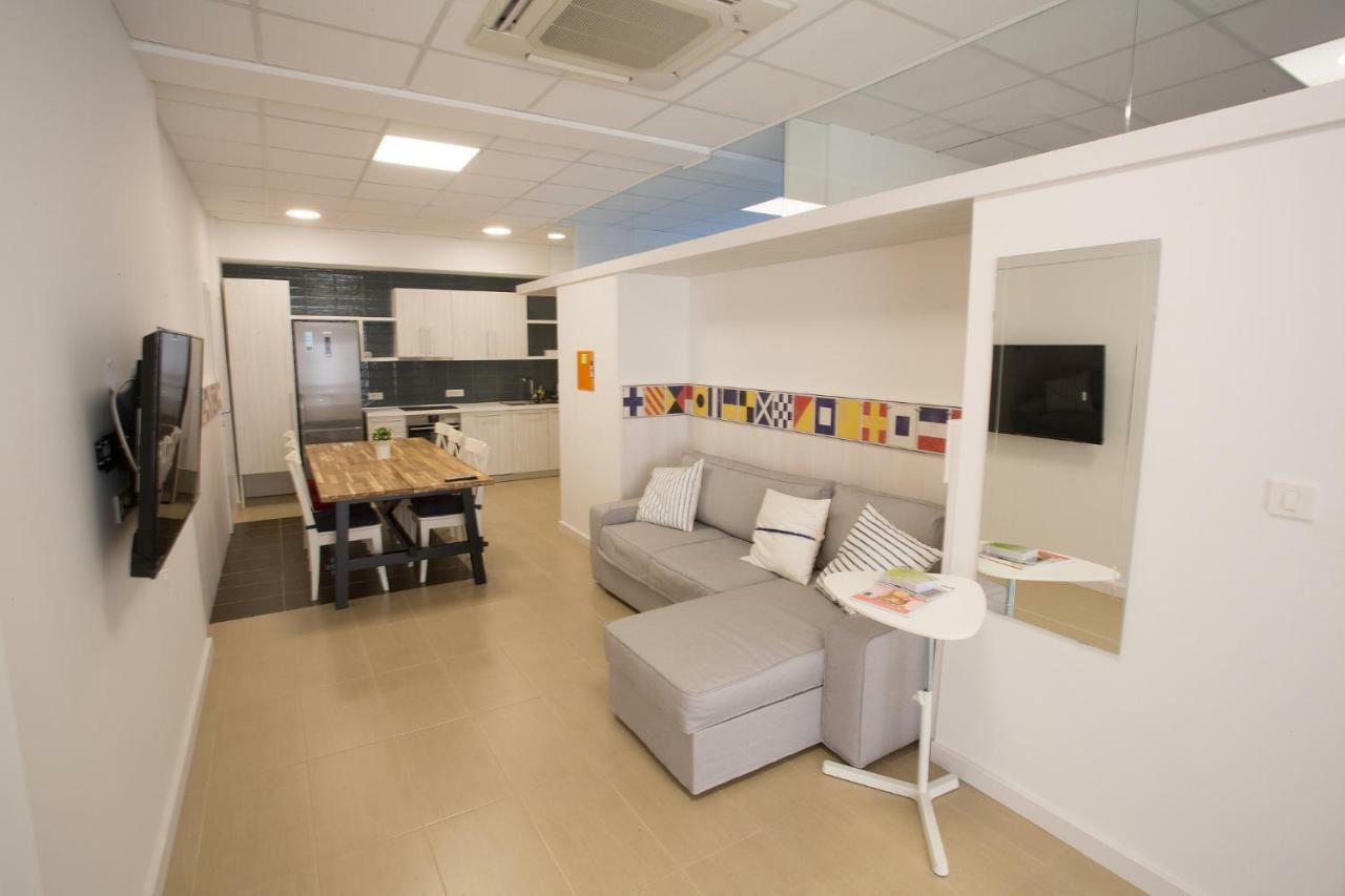 Downtown Beach Apartments Umag Exteriör bild